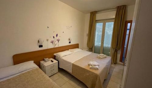 Basic Triple Room