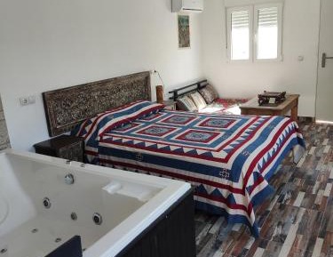 One-Bedroom Villa