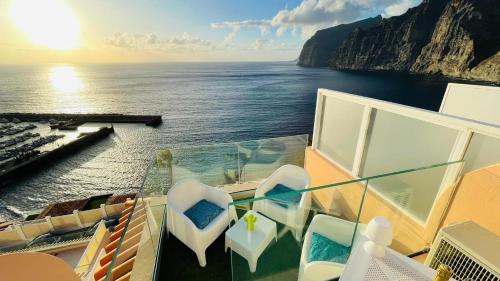 Studio with Sea View