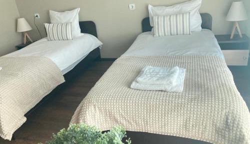 Comfort Triple Room with Shower