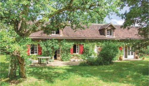 Four-Bedroom Holiday Home