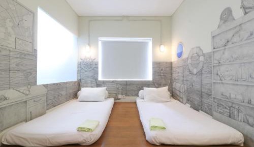 Standard Twin Room