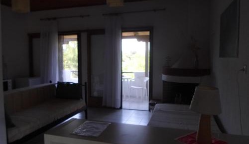 Apartment with Garden View