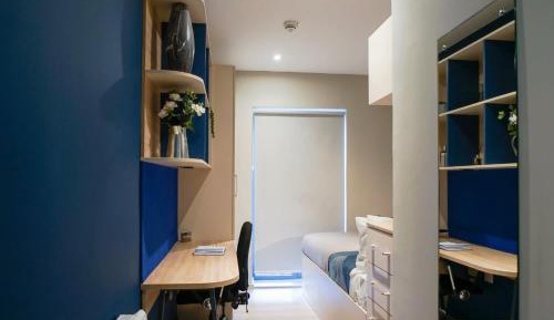 Single Room with Private Bathroom
