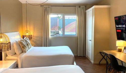 Quadruple Room with Private External Bathroom