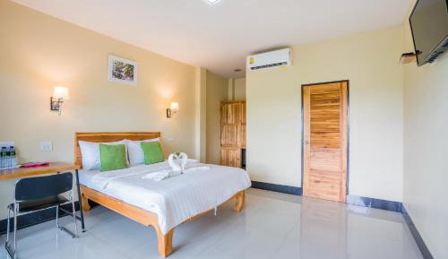 Superior Double or Twin Room with Garden View