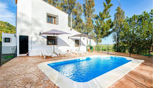 Four-Bedroom Holiday Home