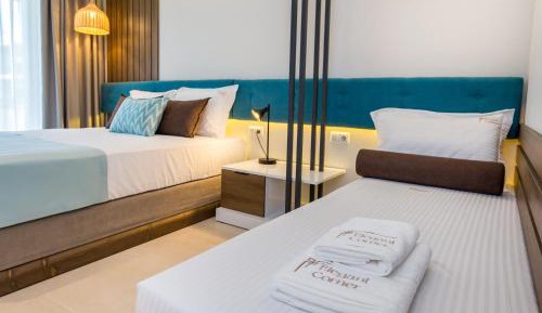 Triple Room with Terrace