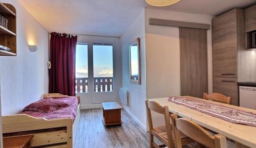 Apartment (4 Adults)