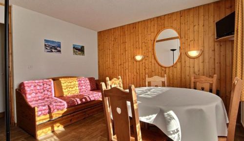 Apartment (5 Adults)