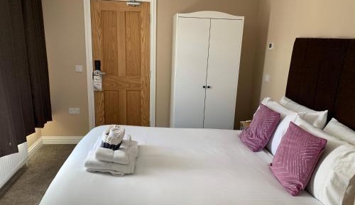 Deluxe Double Room with Shower