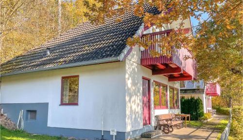 Three-Bedroom Holiday Home 