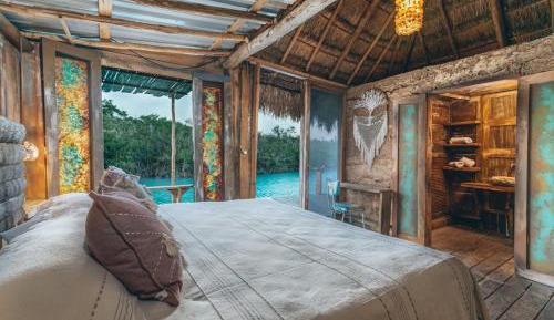 Bungalow - Water Front 