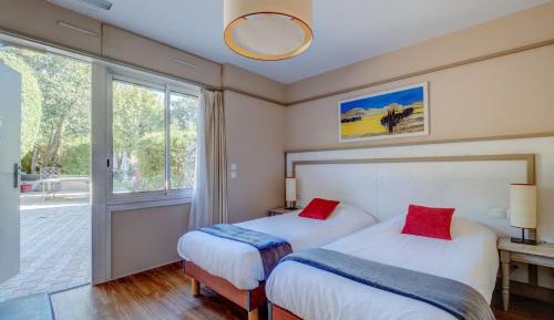 Superior Triple Room with Terrace