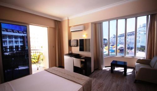Corner Double Room