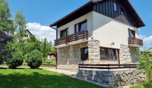 Superior Chalet