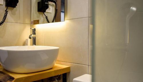 Double Room, No Balcony, City view, Non-smoking