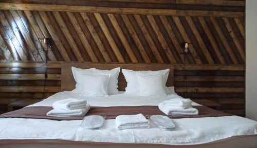 Deluxe Double Room with Extra Bed