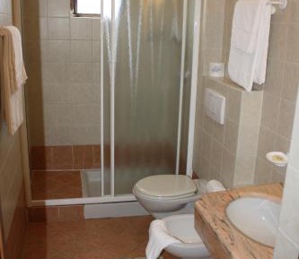Double or Twin Room with Lake View
