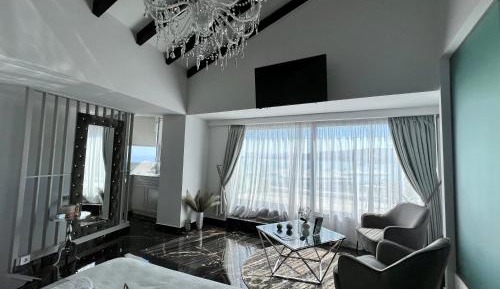 One-Bedroom Chalet