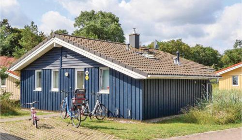 Three-Bedroom Holiday Home 