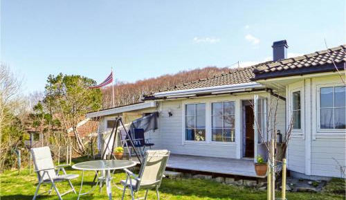 Two-Bedroom Holiday Home
