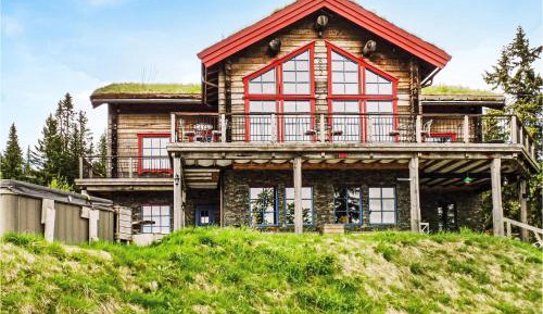 Ten-Bedroom Holiday Home