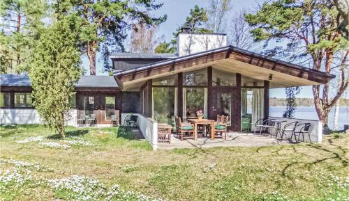 Five-Bedroom Holiday Home
