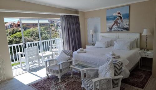 Deluxe Double Room with Balcony and Sea View