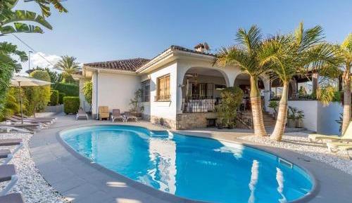 Seven-Bedroom House