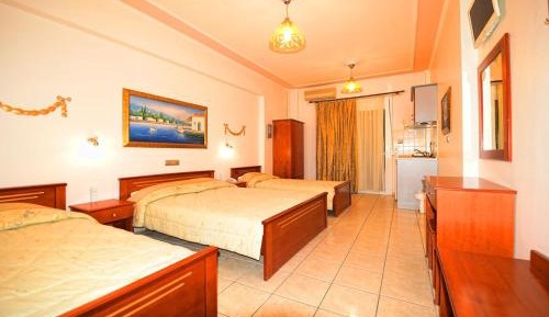 Quadruple Room with Balcony