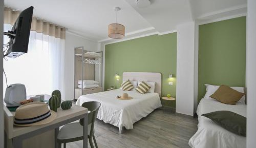 Triple Room with Balcony