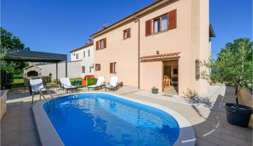 Two-Bedroom Holiday Home