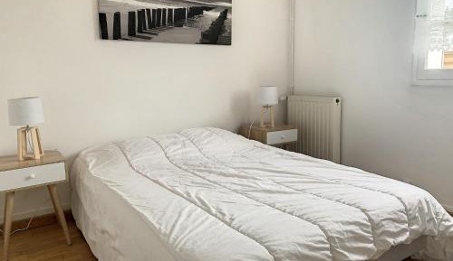 Holiday Home (8 Adults)