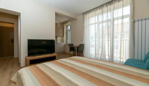 Deluxe Double Room with Extra Bed