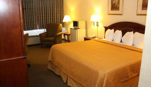 King Room - Accessible/Non-Smoking