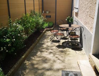 One-Bedroom Family Apartment