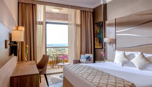 Premium Suite with Sea View with Free Shuttle Beach & Mall Transfer