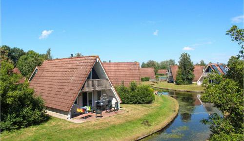 Three-Bedroom Holiday Home 