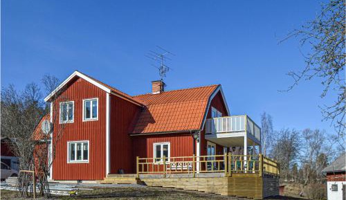 Five-Bedroom Holiday Home