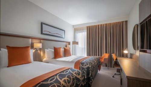 Deluxe Double & Single Room