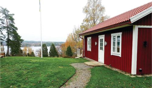 Two-Bedroom Holiday Home