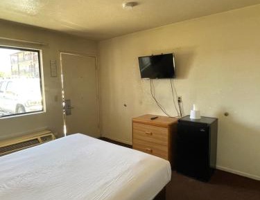 Queen Room - Disability Access