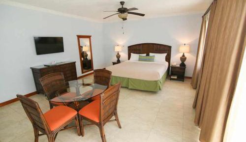 Coco Suit King Bed with Balcony