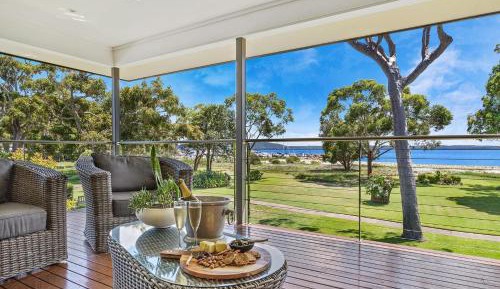 Six-Bedroom Holiday Home