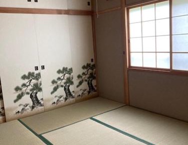 Japanese-Style Room