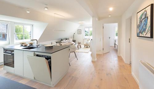 Apartment with Terrace