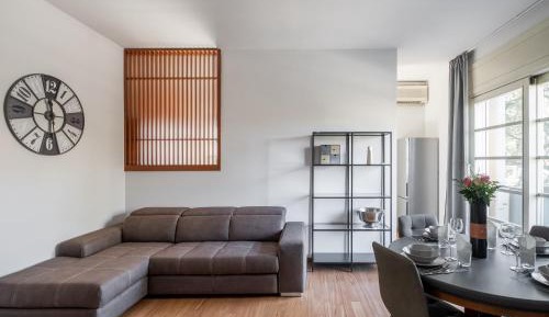 Apartment with Shower