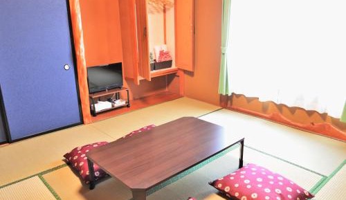 Japanese-Style Room
