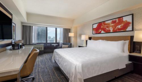 King Suite with Mobility Accessible Roll-In Shower